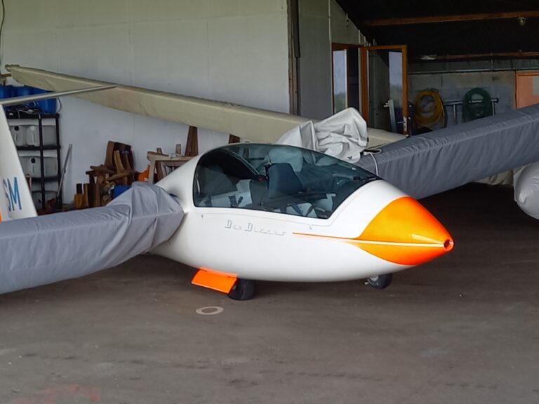 Planeur de l'aérodrome