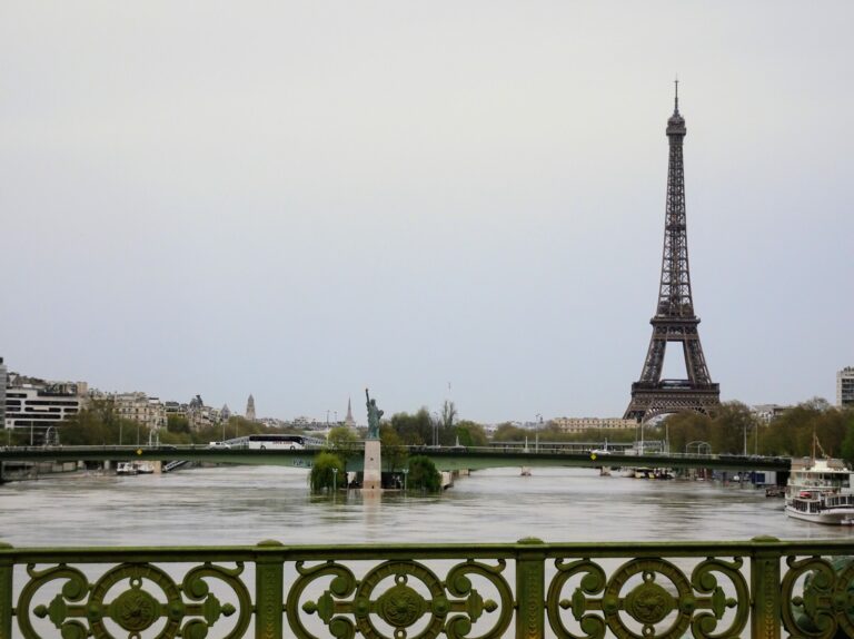 cimetiere-du-montparnasse-parc-georges-brassens-et-petite-ceinture